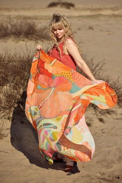 Pareo Vezo – Multifunktionaler Schal – Auf viele Arten tragbar – Leichter Stoff – Farbenfroher einzigartiger Print von K...