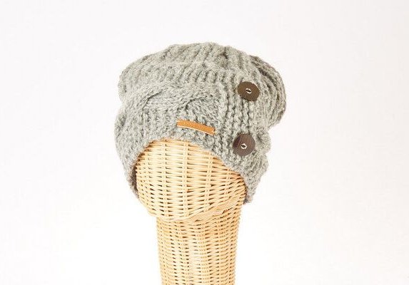 short'n'pietz Schurwollmütze mit Zopfmuster und Holzknöpfen