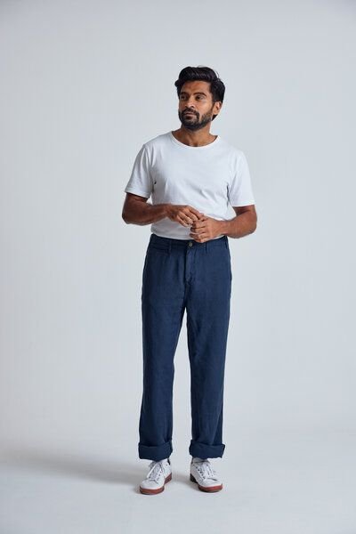Thumbnail - Flax and Loom Leinen Chino Relaxed Fit Modell: Bird