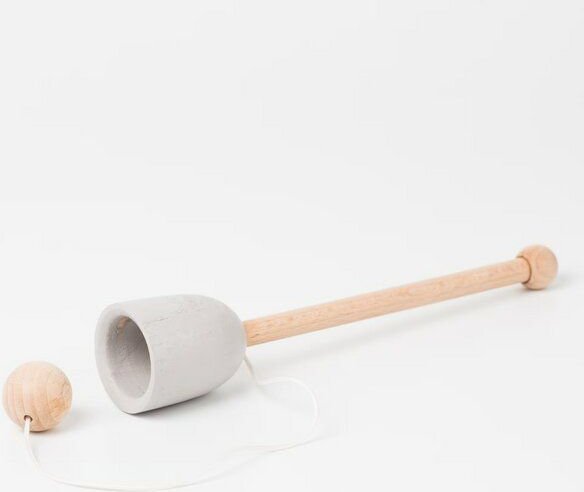 Mini-Becher und Ball aus Holz von Me&Mine