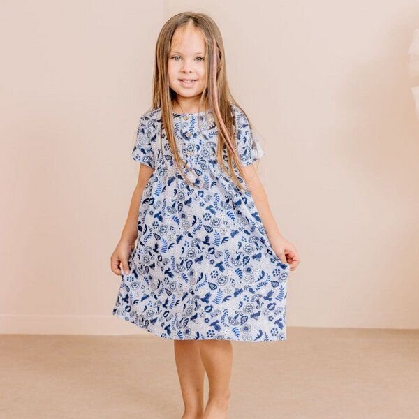 Kinder Kleid GOTS-zertifiziert aus Bio-Baumwolle, Blue Birds and Flowers, kurzarm, leicht & sommerlich – Walkiddy