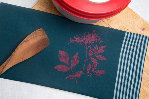 Hirschkind Bio & Fair-Trade-Geschirrtuch "Holunder" petrol