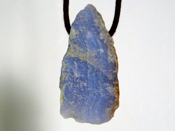 OneWorldMinerals Chalcedon Edelstein-Anhänger, Kenia, Natur pur!