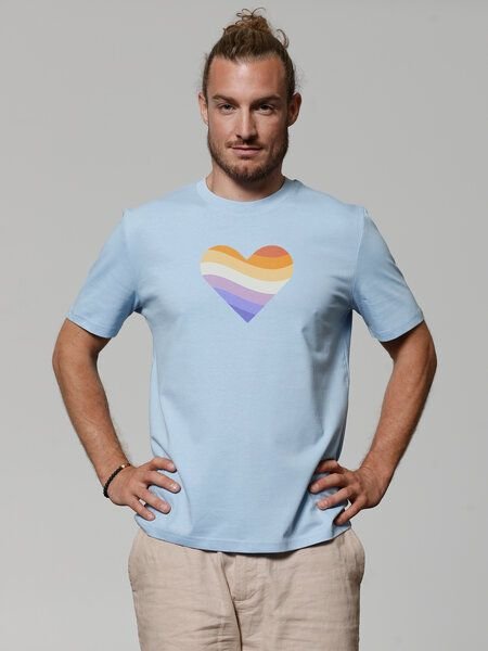 Thumbnail - watapparel T-Shirt Unisex Rainbow Heart