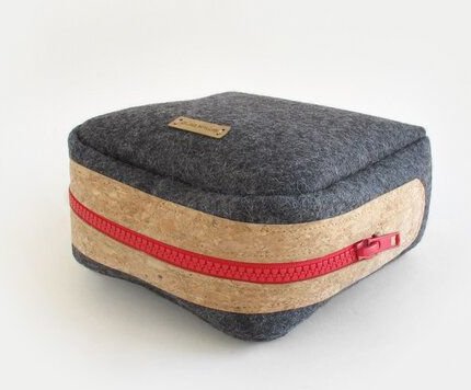 smukbird Zubehörtasche "SQUARE" für Kabel & Co. | aus Filz und Kork