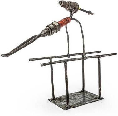 Mama Akua Zündkerzen Figur - Geräteturner