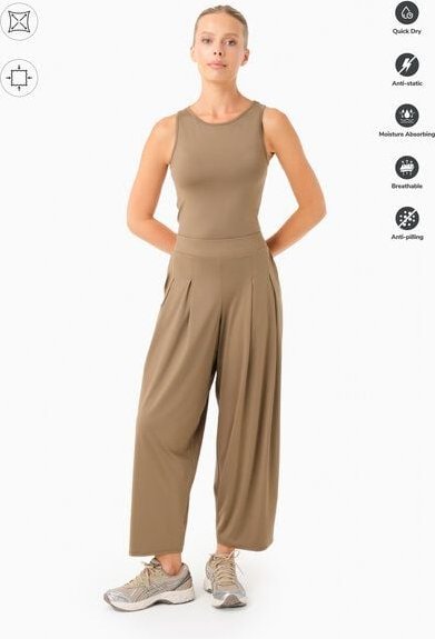 ORGANICATION PEENY | Weit geschnittene Hose aus recyceltem Polyamid