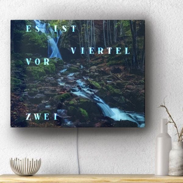 build-yours WordClock Jupiter Dark Forest - Wortuhr Deutsch - digitale LED Wanduhr