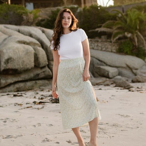 NORDLICHT Langer Rock mit Schlitz Junna mit Blumenmuster aus 100% Ecovero