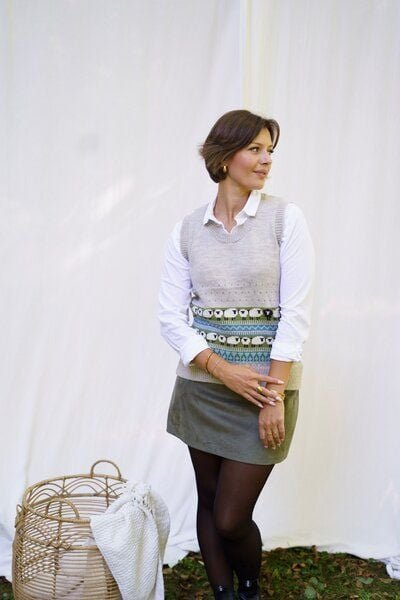 Thumbnail - Haus of Namaste Fair Isle Sweater Vest: Hand-Spun 100% Lammwolle | Nachhaltig & Ethisch