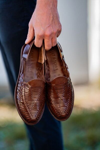 Salt and Sohle Leder Huarache Sandalen für Herren | MANGOSTINO