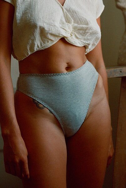 Nénés Zeitlose hochgeschnittene Unterhose