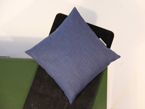 werkvoll by Lena Peter Zirpenkissen LINE