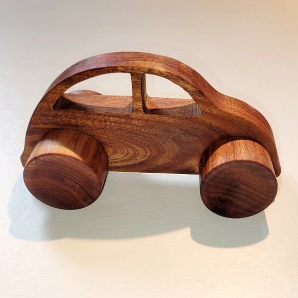 BAGHI Rollspielzeug aus upcycling Akazienholz