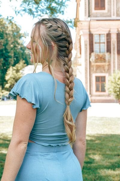 Vivien Joy Farrah Crop T-shirt mit Schmetterlingsärmel