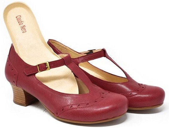 Claudio Nero Agda lipstick