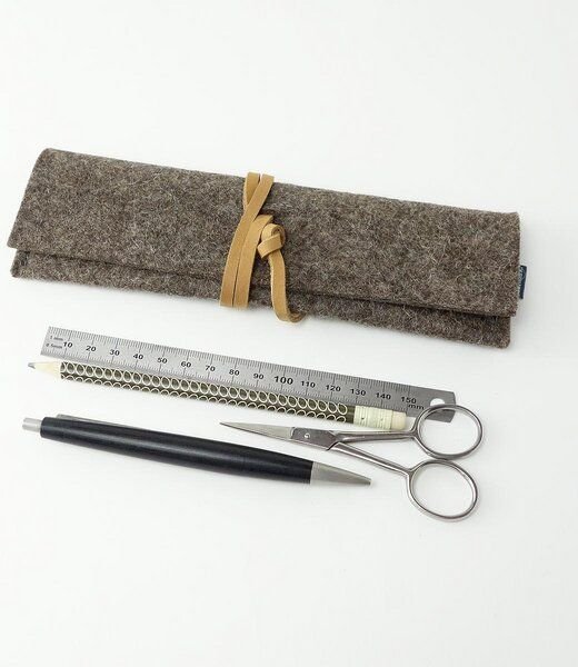 matilda k. manufaktur stiftemäppchen schlampermäppchen federmäppchen 'leonore' aus Wollfilz braun