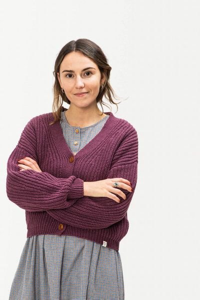 Matona Gestrickter Cardigan mit V-Ausschnitt für Frauen / Organic Knit Cardigan
