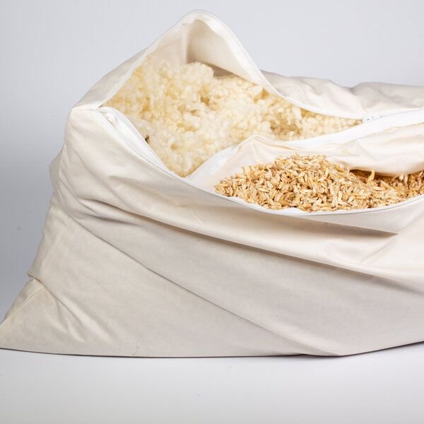 nahtur-design Kopfkissen 2-Kammer-Kissen mit Dinkelspelz und Wollkügelchen, Kombikissen, Nackenkissen