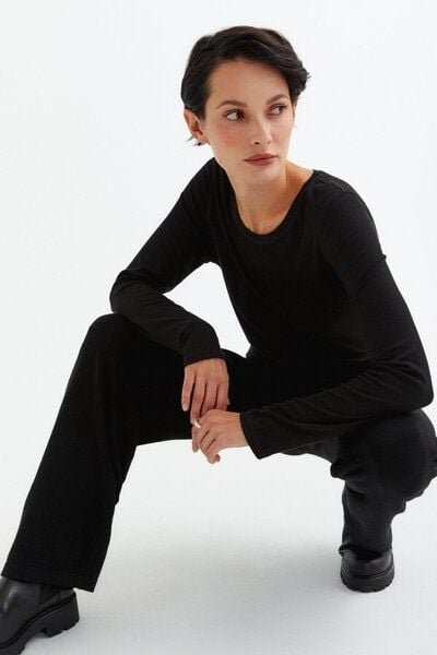 Movesgood Wide Leg Hose Modell: Kim