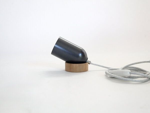 werkvoll by Lena Peter Upcycling Bodenleuchte FIRELIGHT - recycelte Feuerlöscher