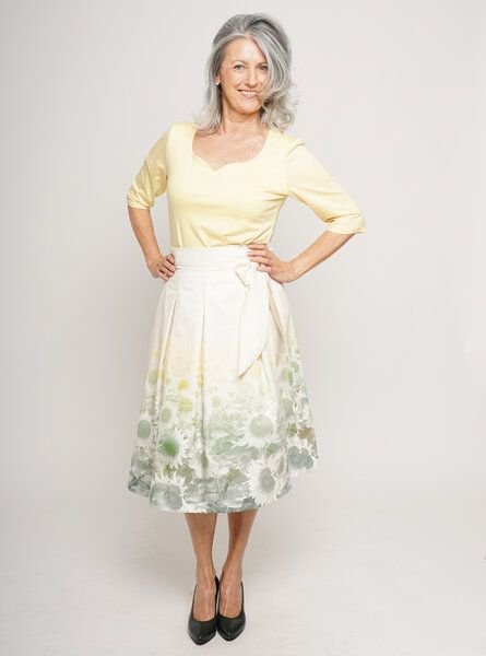 Peaces.bio - handbedruckte Biomode Kellerfalten-Wickelrock Sonnenblumen