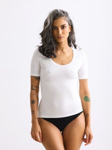 erlich textil Light Touch tiefausgeschnittenes T-Shirt aus weichem Modal, made in Europe