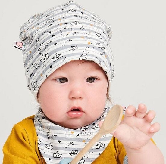 Cheeky Apple Gefüttertes Häubchen "Goldschiffchen" aus Bio-Baumwolle