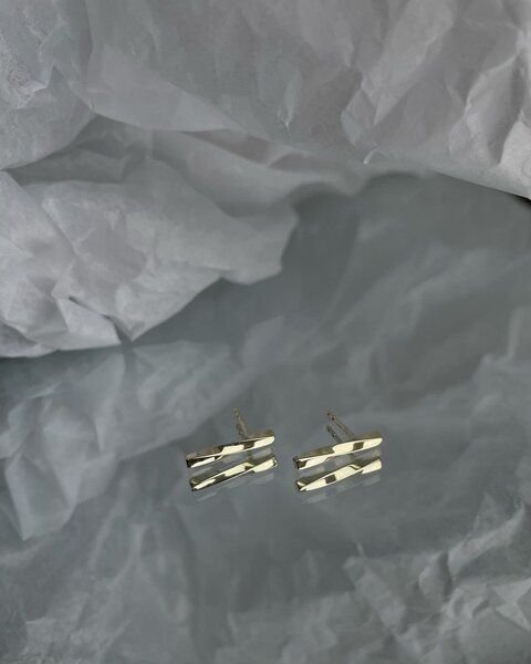 noemvri fashion label twisted Ohrstecker Hugo