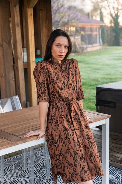 WiDDA berlin Hemdblusenkleid mit Giraffenprint aus ECOVERO®