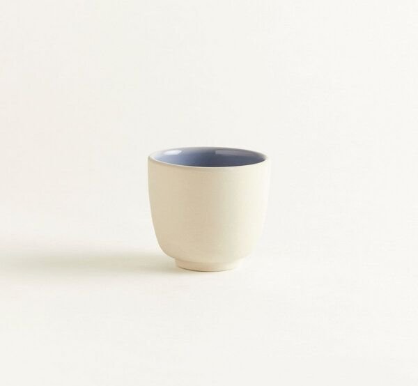 onomao Handgemachter Kleiner Becher aus Steinzeug | Kollektion KLASSIK