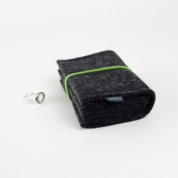 matilda k. manufaktur Schmuckaufbewahrung 'schmucknest' mittel aus Wollfilz 'matilde' mit Rundgummi-Verschluß in vielen ...