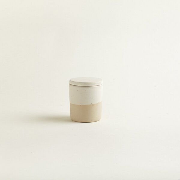 onomao Handgemachte Dose 'Wiltrud' aus Steinzeug | Kollektion TRADITIONELL