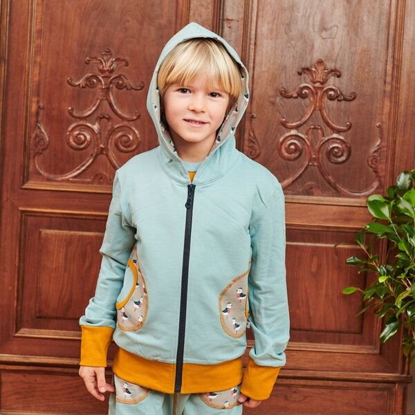 Cheeky Apple Kapuzenjacke "Sommersweat Frost | Strandmöwe Fiete" aus Bio-Baumwolle