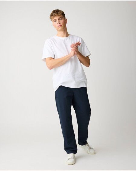 KnowledgeCotton Apparel Flint weite Chino-Hose aus Bio-Baumwolle