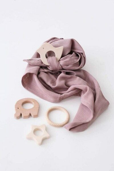 Thumbnail - Schnuffeltuch Musselin Holz *Greifling* 10 Farben | Bio Baumwolle | NoniKids Berlin