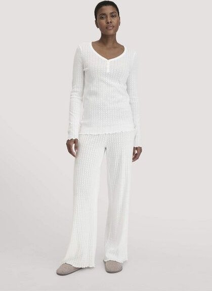 hessnatur Pointelle Schlafhose Relaxed PURE COTTON aus reiner Bio-Baumwolle