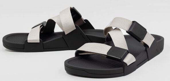 RESLIDES ESSENTIALS Sandalen