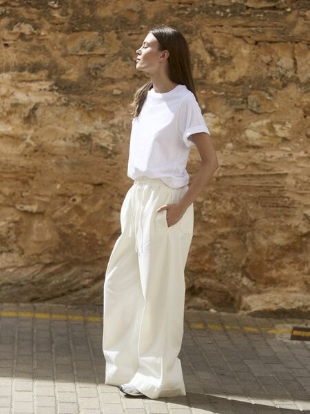 WOTE Offwhite Wide Leg aus Organic Cotton
