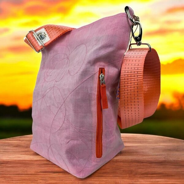 Beadbags Schultertasche NET3TJ reused Moskitonetz mit Hochseehafengurt