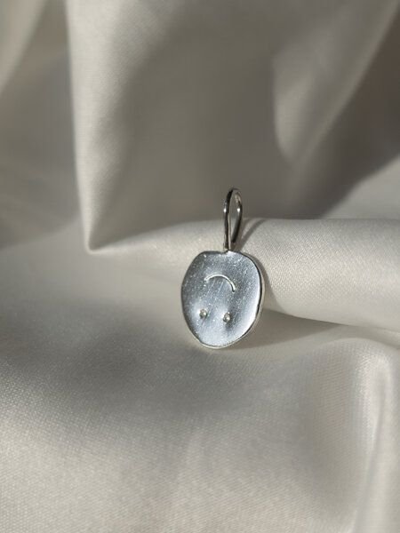 ST'ATOUR MIXED FEELINGS – Anhänger aus recyceltem Sterling Silber