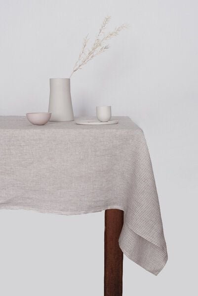 gust. Leinentischdecke – Linen Tablecloth - 100% Bio-Leinen