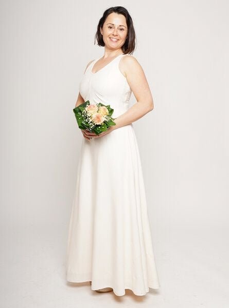 Peaces.bio - handbedruckte Biomode Hochzeitskleid Gräsertraum