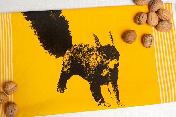 Hirschkind Bio & Fair-Trade-Geschirrtuch "Eichhörnchen"