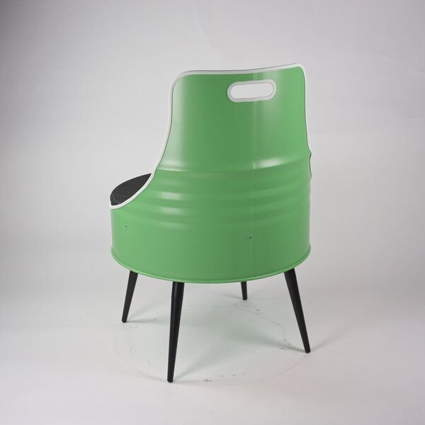 Lockengelöt Stuhl aus einem Hamburger Ölfass