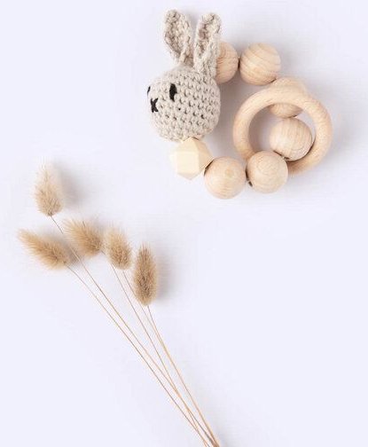 Thumbnail - Greifling Beißring Holz *Amigurumi Hase* Bio Baumwolle | NoniKids Berlin
