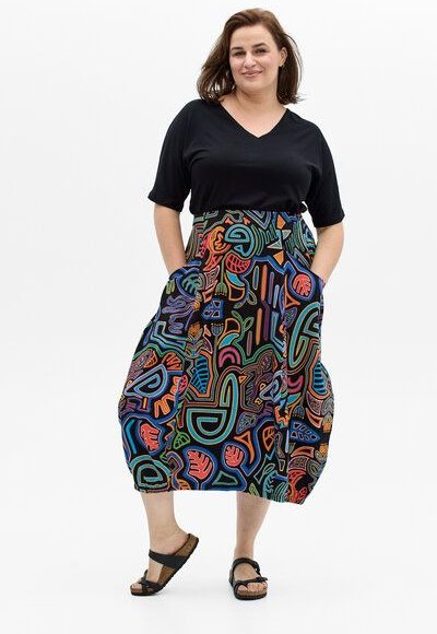 Rock Santiago – Ballon-Schnitt – Midi-Länge – Geräumige Seitentaschen – Farbenfroher einzigartiger Print von KOKOworld –...