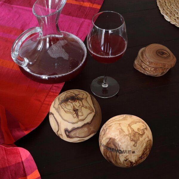 NATUREHOME Deko-Kugeln Handschmeichler 2er Set Olivenholz 5, 7 oder 10 cm