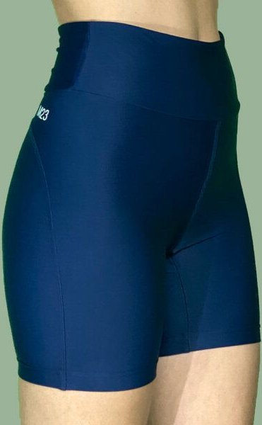 M23 Yoga Radlerhose aus recyceltem Nylon/Elastan, Modell "Sue"