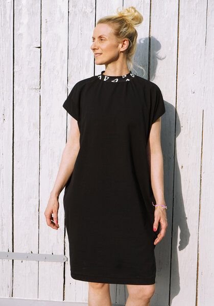 Lena Schokolade Kleid Triangle schwarz aus Bio-Baumwolle